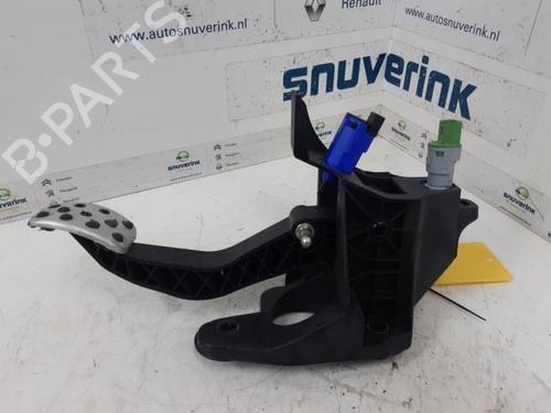 clutch-pedal-renault-twingo-iii-bcm_-bca_-2014-40561498 main image