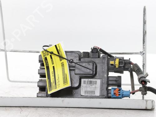 fuse-box-renault-trafic-iii-van-fg_-2014-34423269 main image
