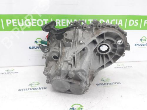 Annen CITROËN C4 Grand Picasso I (UA_) 2.0 i 16V (140 hp) 22963450