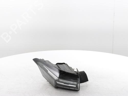 Used Left taillight PEUGEOT 308 III (FB_, FH_, FP_, F3_, FM_) PureTech 110 (FPHNPL) (110 hp) 29899370