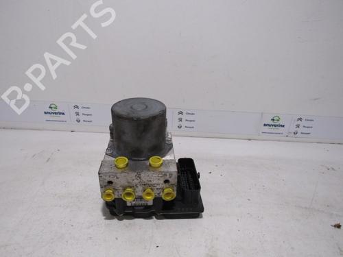 Used ABS pump FIAT SCUDO Van (270_, 272_) 2.0 D Multijet (128 hp) 10796566