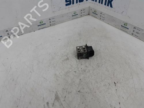 Elektronisk modul RENAULT TRAFIC II Van (FL) 2.0 dCi 90 (FL0H) (90 hp) 23122391