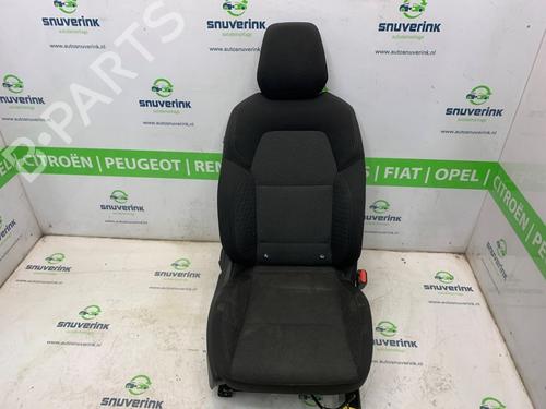 right-front-seat-renault-clio-v-b7_-2019-25009621 main image