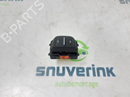 Used Switch DACIA SANDERO II TCe 90 (B8M1, B8MA, B8AC) (90 hp) 19148257