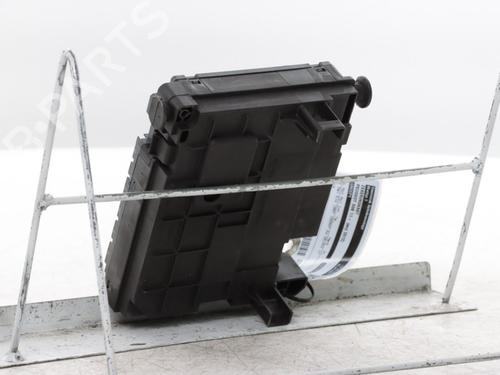 Fuse box PEUGEOT 508 I (8D_) 2.0 HDi Hybrid4 AWC | BP34057972E1 - Image 4