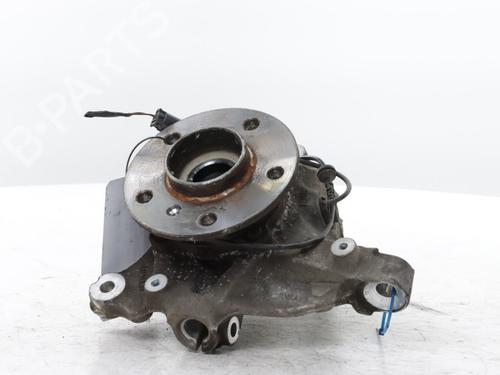 Used Left front steering knuckle Left front steering knuckle BMW 1 (F40) 118 i (140 hp) 33846371 33846371