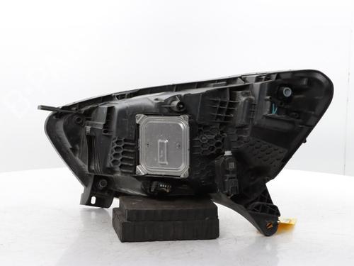 Right headlight RENAULT CAPTUR I (J5_, H5_) 1.2 TCe 120 | BP31592401C29 