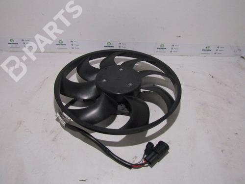 Used Radiator fan Radiator fan RENAULT ZOE (BFM_) ZOE (88 hp) 10796238 10796238