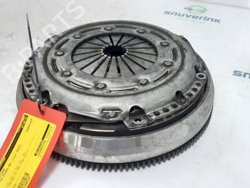 servo-brake-citroen-c3-picasso-sh_-12-thp-110-shhnz6-9811514180-2008-10808528 main image