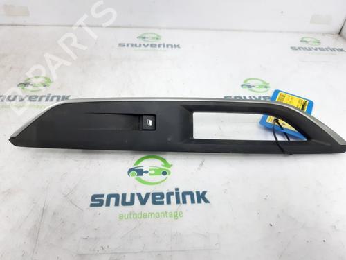 Used Switch PEUGEOT 3008 II SUV (MC_, MR_, MJ_, M4_) 1.2 THP/ PureTech 130 (MRHNSM, MRHNSU, MRHNSJ, MRHNYW,... (131 hp) 12947264