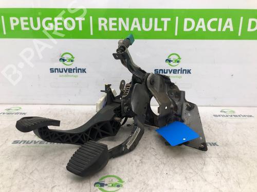 Used Break pedal PEUGEOT 3008 I MPV (0U_) 1.6 VTi (120 hp) 19577074