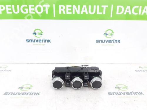 Used Climate control Climate control RENAULT CAPTUR II (HF_) E-TECH 160 (158 hp) 40579329 40579329
