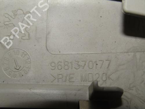 Interior roof light PEUGEOT 308 I (4A_, 4C_) 1.6 16V | BP21111222I8 