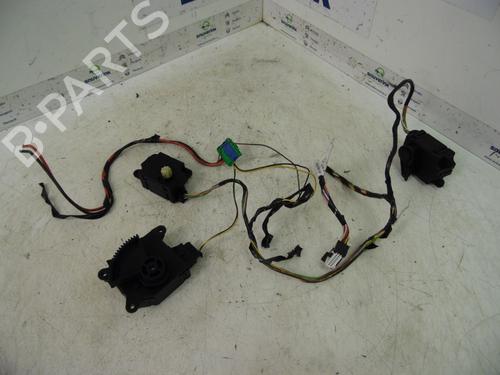 Used Heater resistor RENAULT CLIO III (BR0/1, CR0/1) 1.5 dCi (BR0H, CR0H, CR1S, BR1S) (106 hp) 25776137