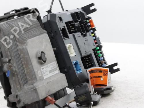 Engine control unit (ECU) CITROËN C3 Picasso (SH_) 1.2 THP 110 (SHHNZ6) | BP38111416M57 - Image 9