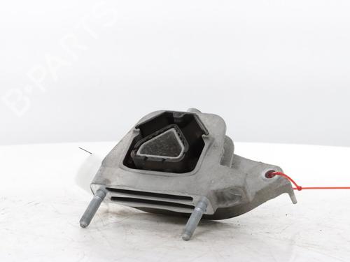 Used Engine mount OPEL CORSA F (P2JO) CORSA-e (68) (136 hp) 30758044