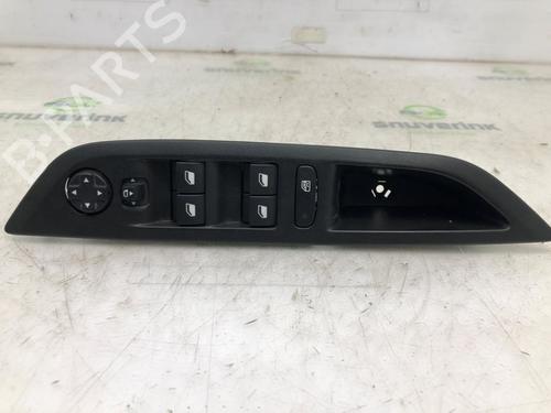 Used Switch PEUGEOT 208 II (UB_, UP_, UW_, UJ_) 1.2 PureTech 100 (101 hp) 22600110
