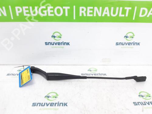 Used Front windshield wiper arm Front windshield wiper arm 24165545 24165545