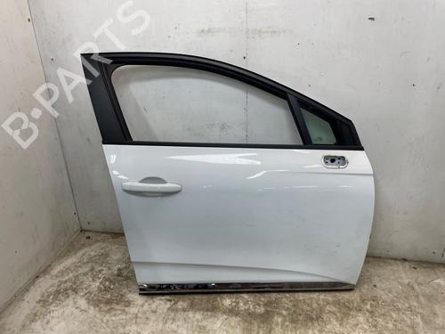 Used Left front door Left front door RENAULT CLIO V (B7_) 1.0 TCe 100 (B7MT) (101 hp) 40048961 40048961