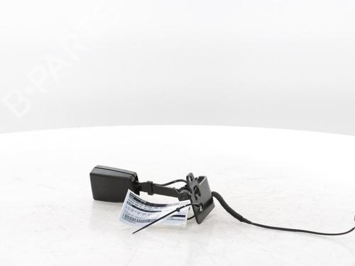 Używane Klamra pasa bezpieczeństwa PEUGEOT 3008 II SUV (MC_, MR_, MJ_, M4_) Hybrid (224 hp) 30186517