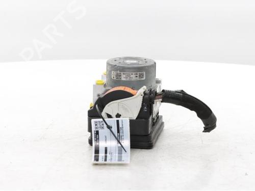 Used ABS pump ABS pump PEUGEOT 208 II (UB_, UP_, UW_, UJ_) 1.2 PureTech 100 (101 hp) 30757346 30757346
