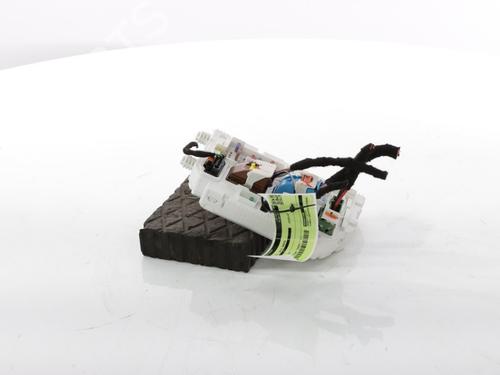 Fuse box OPEL ASTRA L (O5) 1.5 Turbo D (FBYHZT, FBYHZJ) | BP27287502E1 