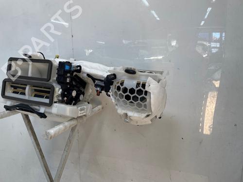 Heater matrix box PEUGEOT 3008 II SUV (MC_, MR_, MJ_, M4_) 1.2 THP/ PureTech 130 (MRHNSM, MRHNSU, MRHNSJ, MRHNYW,... | BP30186105M61