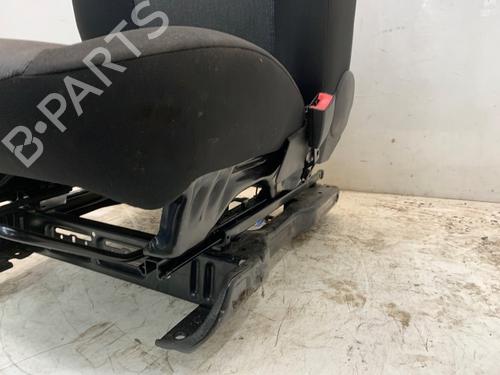 Right front seat PEUGEOT BIPPER (AA_) 1.3 HDi 75 | BP30186363C16 