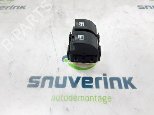 Used Switch RENAULT CLIO IV Grandtour (KH_) 1.2 TCe 120 (KHAU) (118 hp) 12990180