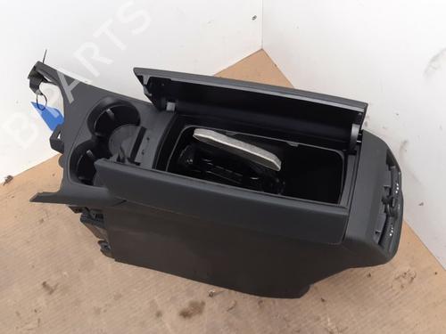 Middle console PEUGEOT 3008 II SUV (MC_, MR_, MJ_, M4_) 1.2 THP/ PureTech 130 (MRHNSM, MRHNSU, MRHNSJ, MRHNYW,... | BP10799673I22 