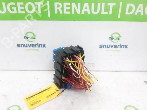 Fuse box RENAULT CLIO V (B7_) 1.0 TCe 100 (B7MT) | BP26279522E1 - Image 2