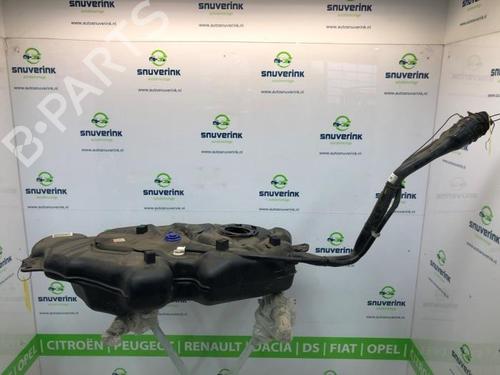 Used Fuel tank Fuel tank RENAULT CAPTUR II (HF_) TCe 130 (HFMF) (131 hp) 40581886 40581886