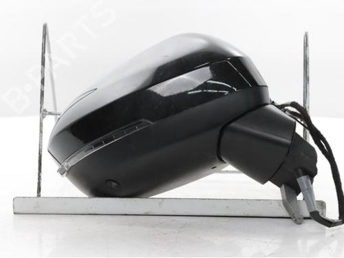 right-mirror-nissan-juke-f16_-2019-40266122 main image
