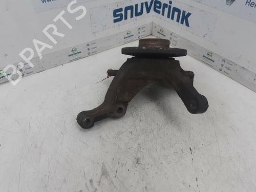 Used Right front steering knuckle RENAULT TRAFIC II Van (FL) 2.0 dCi 90 (FL0H, FL00, FL01, FL0M, FL0P, FL0S) (90 hp) 24163826