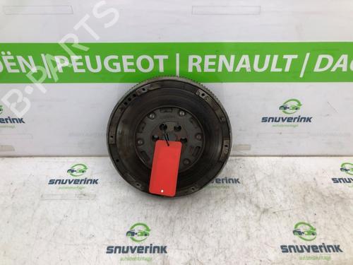 Flywheel CITROËN C4 Grand Picasso II (DA_, DE_) 1.6 HDi / BlueHDi 115 (115 hp) 17764055