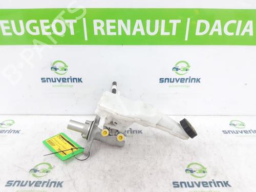 Used Brake master cylinder OPEL ASTRA L (O5) 1.2 (FPHNPJ) (110 hp) 16409559