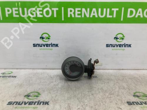 display-monitor-peugeot-107-pm_-pn_-2005-2006-2007-2008-2009-2010-2011-2012-2013-2014-2015-2016-40575021 main image