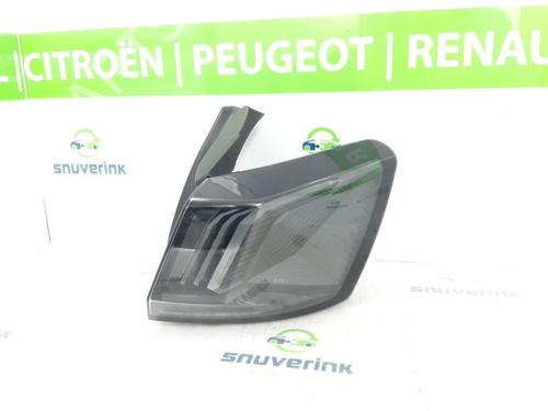 Used Right taillight PEUGEOT 3008 II SUV (MC_, MR_, MJ_, M4_) 1.2 THP/ PureTech 130 (MRHNSM, MRHNSU, MRHNSJ, MRHNYW,... (131 hp) 26279584