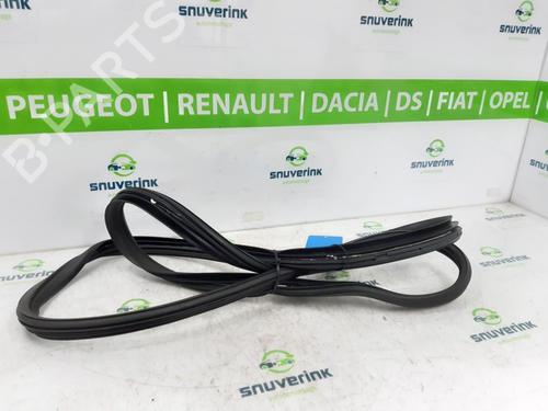Used Rubber door seal PEUGEOT 108 1.0 VTi 72 (72 hp) 23123161