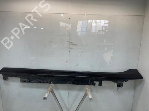 Used Left sideskirt Left sideskirt BMW 1 (F40) 118 i (140 hp) 35756134 35756134