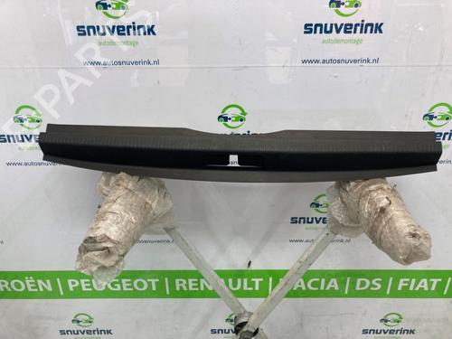 Used Boot lining PEUGEOT 3008 II SUV (MC_, MR_, MJ_, M4_) 1.2 THP/ PureTech 130 (MRHNSM, MRHNSU, MRHNSJ, MRHNYW,... (131 hp) 21193267
