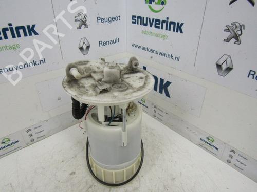 Used Fuel pump RENAULT LAGUNA II Grandtour (KG0/1_) 1.8 16V (121 hp) 10789181