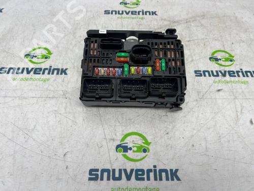 Used Fuse box Fuse box CITROËN C4 I (LC_) 1.6 16V (109 hp) 40542258 40542258