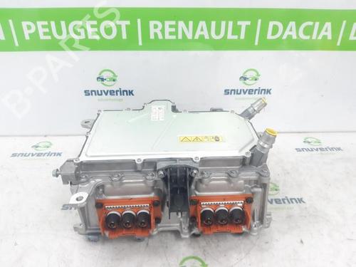inverterconverter-renault-austral-2022-40542132 main image