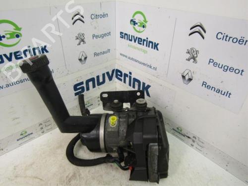 Used Steering pump Steering pump CITROËN C4 Picasso I MPV (UD_) 1.6 VTi 120 (120 hp) 40563183 40563183