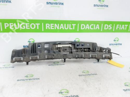 Andre RENAULT MEGANE III Hatchback (BZ0/1_, B3_) 1.6 16V (BZ1B, BZ1H) (110 hp) 11203792