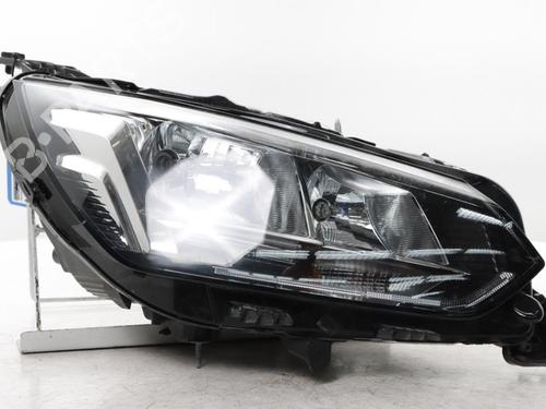 Used Right headlight Right headlight PEUGEOT 208 II (UB_, UP_, UW_, UJ_) 1.2 PureTech 75 (75 hp) 34565563 34565563