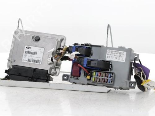 engine-control-unit-ecu-fiat-500-312_-2007-31261123 main image