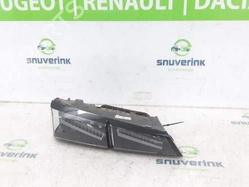 Venstre baglygte Venstre baglygte PEUGEOT 408 II (FP_, F3_, FM_) Hybrid 225 (F3DGYT) (224 hp) 26279669 26279669