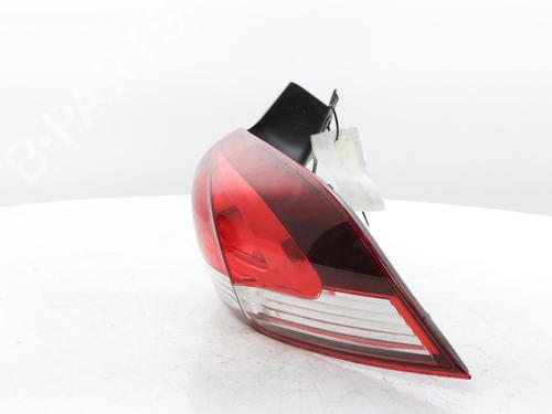 Right taillight RENAULT CLIO IV Grandtour (KH_) 0.9 TCe 90 | BP30757143C35